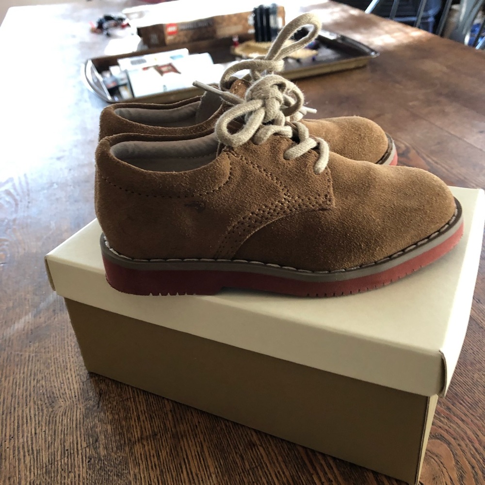Boys Tucker and Tate nubuck shoes